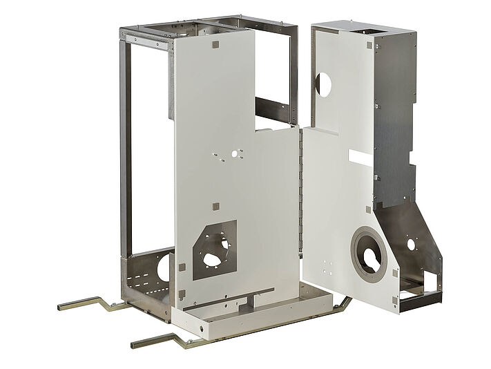 Analysegerät, Edelstahl, Nasslack, lackfreie Stellen, ESD-Flies und Dichtungen