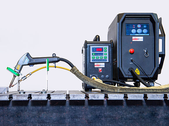 Manuelle Blechbearbetung